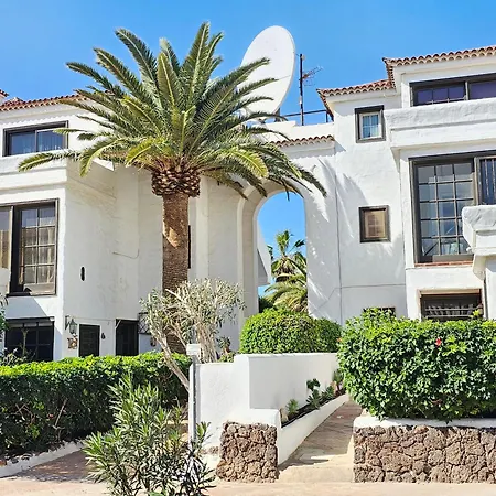 New Stunning Golf View & Pool , South Tenerife Appartamento *