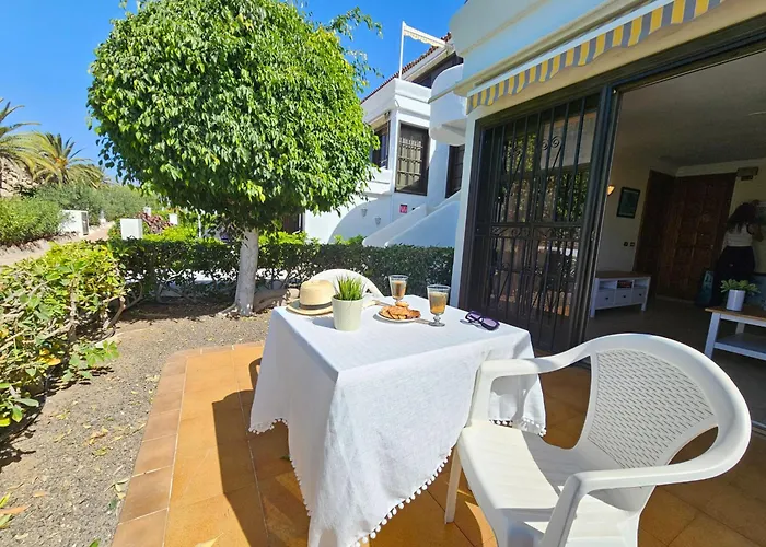 Daire New Stunning Golf View & Pool , South Tenerife