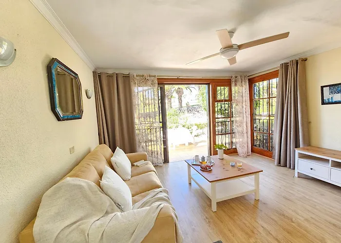 New Stunning Golf View & Pool , South Tenerife