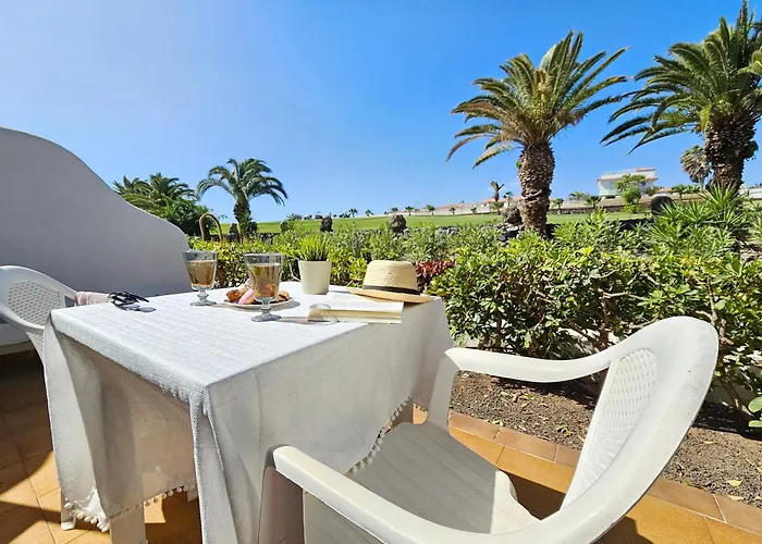 New Stunning Golf View & Pool , South Tenerife